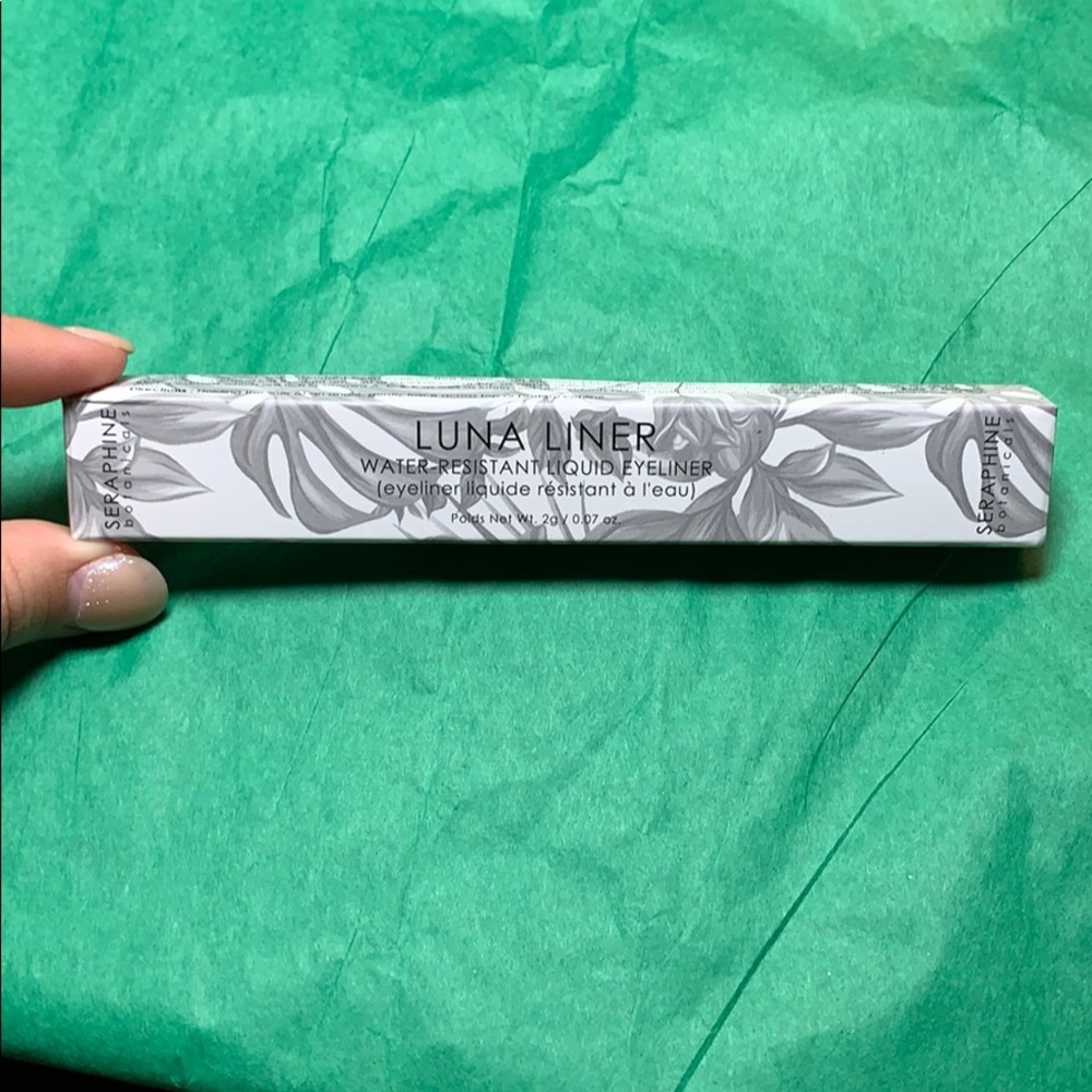(NWT) Luna Liner Water Resistant Liquid Eyeliner